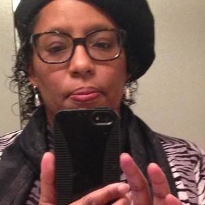 Meet your Posher, Cynthia